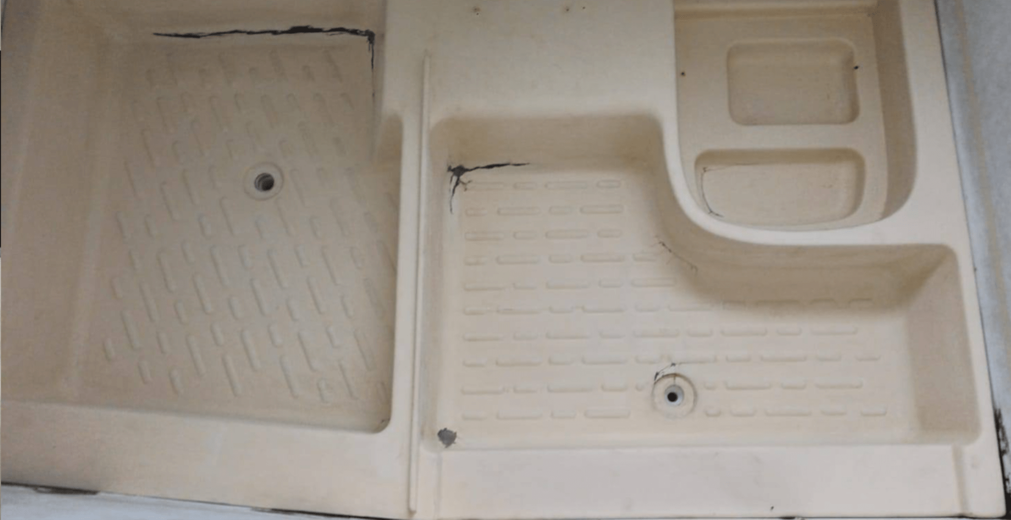 Duschtasse - Membrapol Camper 260 - vorher